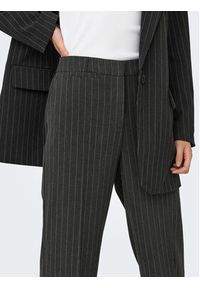 only - ONLY Spodnie materiałowe 15304267 Szary Straight Fit. Kolor: szary. Materiał: syntetyk #7