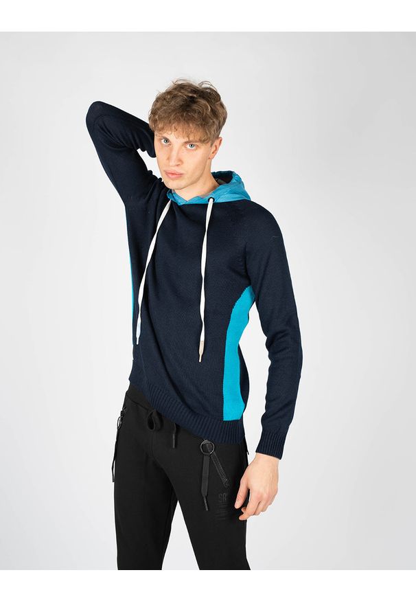 Takeshy Kurosawa Sweter "With Hood" | 83149 | Maglia | Mężczyzna | Niebieski. Okazja: na co dzień. Kolor: niebieski. Materiał: wełna, akryl. Wzór: aplikacja. Styl: casual