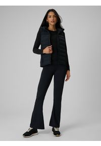 4f - 4F Bezrękawnik z wypełnieniem syntetycznym damski - czarny L. Kolor: czarny. Materiał: syntetyk. Długość rękawa: bez rękawów. Wzór: gładki #2