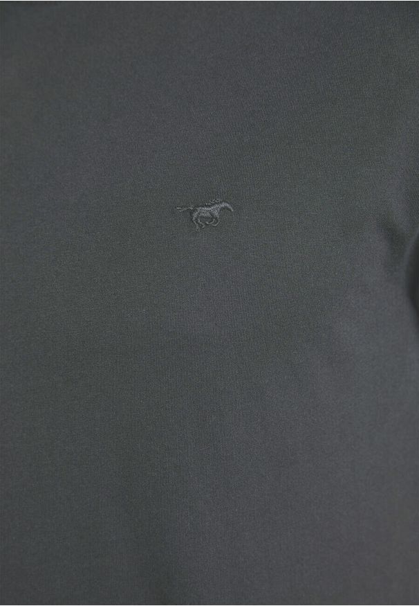 Mustang - MUSTANG ALEX C EMBROIDERY MĘSKI T-SHIRT KOSZULKA LOGO TEE CASTLEROCK 1015050 4111. Okazja: na co dzień. Materiał: bawełna. Wzór: haft. Styl: casual, elegancki, klasyczny