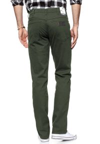 Wrangler - WRANGLER SPODNIE MĘSKIE TEXAS MOSS GREEN W121TA221 112126200 #3