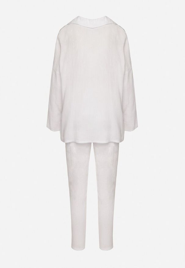 Born2be - Biały Bawełniany Komplet Muślinowy Koszula z Regulowanymi Rękawami i Spodnie Janilene. Kolor: biały. Materiał: bawełna