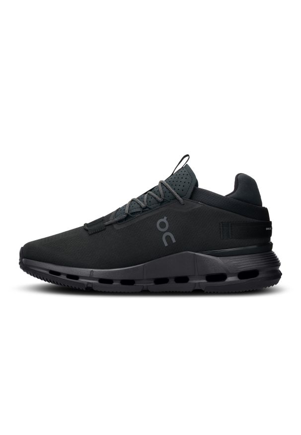 On - ON CLOUDNOVA 2 All Black Sneakersy damskie. Okazja: na co dzień, na spacer, do pracy. Kolor: czarny. Sport: turystyka piesza