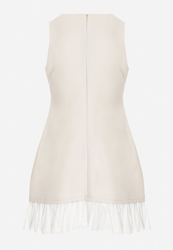 Born2be - Beżowa Elegancka Sukienka Taliowana Florzedi. Okazja: na imprezę, na co dzień. Kolor: beżowy. Typ sukienki: proste. Styl: elegancki