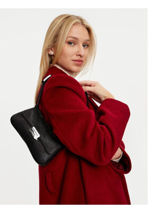 Emporio Armani Torebka Y3E244 YZZ9I 81138 Czarny. Kolor: czarny. Materiał: skórzane