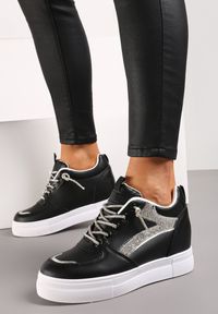 Born2be - Czarne Sneakersy Veradisa. Zapięcie: sznurówki. Kolor: czarny. Materiał: skóra ekologiczna. Wzór: gładki, aplikacja. Obcas: na koturnie #3