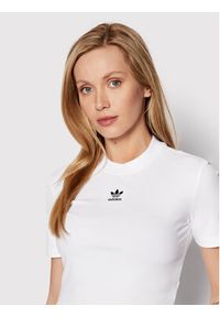 Adidas - adidas T-Shirt adicolor Essentials Rib Cropped HF3394 Biały Regular Fit. Kolor: biały. Materiał: bawełna #4