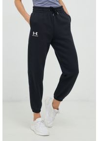 Under Armour spodnie dresowe damskie kolor czarny gładkie. Stan: podwyższony. Kolor: czarny. Materiał: dresówka. Wzór: gładki