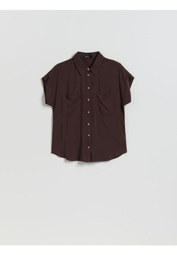Reserved - Koszula z krótkim rękawem - ciemnobrązowy. Kolor: brązowy. Materiał: wiskoza. Długość rękawa: krótki rękaw. Długość: krótkie
