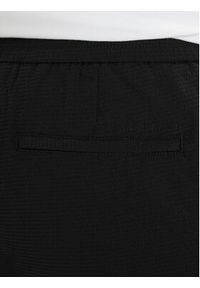 Calvin Klein Szorty materiałowe LV04LF610G Czarny Straight Fit. Kolor: czarny. Materiał: syntetyk #2