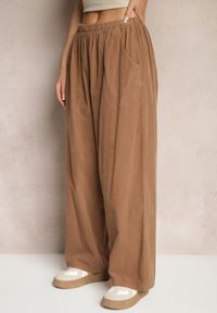 Renee - Brązowe Bawełniane Spodnie High Waist o Szerokim Kroju Velili. Okazja: na co dzień. Stan: podwyższony. Kolor: brązowy. Materiał: bawełna. Styl: elegancki, casual