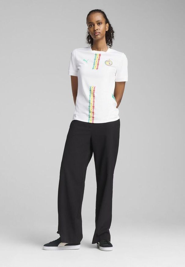 Puma - Damska koszulka domowa Senegal 2025 PUMA White Sport Green. Kolor: zielony, biały, wielokolorowy. Wzór: aplikacja
