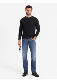 Ombre Clothing - Longsleeve męski SLIM FIT z elastanem i printem – czarny V1. Okazja: na co dzień. Kolor: czarny. Materiał: elastan. Długość rękawa: długi rękaw. Wzór: nadruk. Styl: casual #5