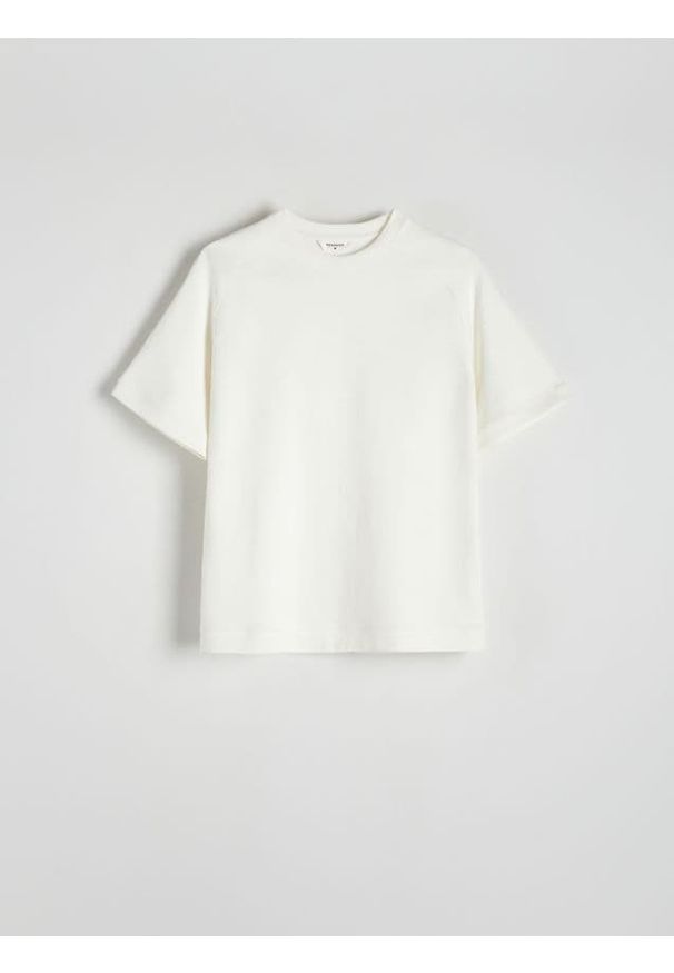 Reserved - T-shirt regular fit - złamana biel. Materiał: bawełna, dzianina