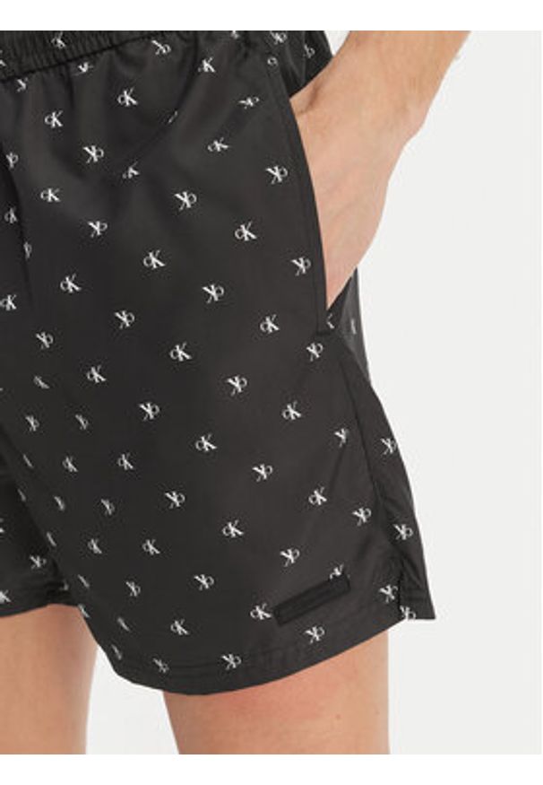 Calvin Klein Swimwear Szorty kąpielowe LV00N61027 Czarny Regular Fit. Kolor: czarny. Materiał: bawełna