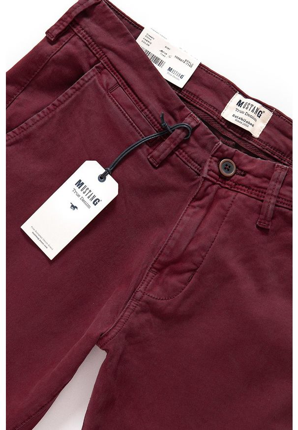 Mustang - MUSTANG SPODNIE MĘSKIE Classic Chino CHOCOLATE TRUFFLE 1006674 7140. Materiał: materiał