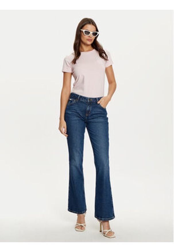 Guess Jeans T-Shirt W5RI52 J1314 Różowy Regular Fit. Kolor: różowy. Materiał: bawełna