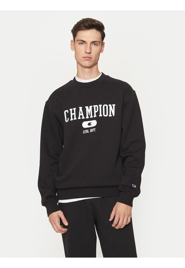 Champion Bluza 220431 Czarny Regular Fit. Kolor: czarny. Materiał: bawełna