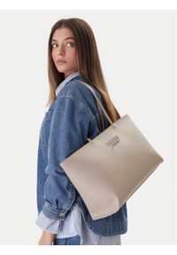 Tommy Jeans Torebka Tjw Must Tote AW0AW18455 Beżowy. Kolor: beżowy. Materiał: skórzane #1
