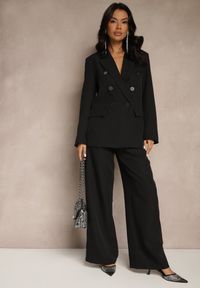 Renee - Czarna Marynarka Dwurzędowa z Usztywnionymi Ramionami Emivori. Okazja: na co dzień. Kolor: czarny. Materiał: jeans. Styl: casual, elegancki