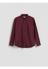 Reserved - Koszula slim fit w świąteczny wzór - bordowy. Kolor: czerwony. Materiał: tkanina, bawełna. Styl: wizytowy #1