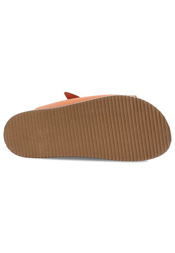 Pomarańczowe Klapki Hee Stylowe Obuwie Damskie. Okazja: na co dzień, na spacer. Kolor: pomarańczowy. Materiał: zamsz. Sezon: lato. Styl: elegancki