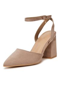 DeeZee Sandały HTA917-2A Beżowy. Kolor: beżowy. Materiał: materiał