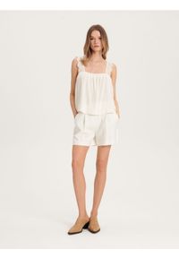 Reserved - Bluzka z wiskozy - złamana biel. Materiał: wiskoza. Długość: krótkie #1