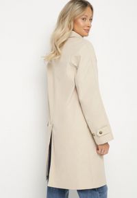 Born2be - Beżowy Płaszcz Jednorzędowy z Kołnierzykiem Ronisse. Okazja: na co dzień. Kolor: beżowy. Materiał: jeans. Styl: klasyczny, casual, elegancki #3