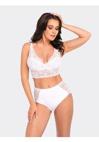 Figi Model BBL 190 White - Babell. Stan: podwyższony. Materiał: bawełna, koronka, elastan. Wzór: koronka
