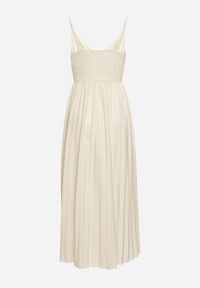 Born2be - Jasnobeżowa Rozkloszowana Sukienka Długa z Kopertowym Dekoltem na Ramiączkach Asmerria. Kolor: beżowy. Długość rękawa: na ramiączkach. Typ sukienki: kopertowe. Styl: elegancki. Długość: maxi #5