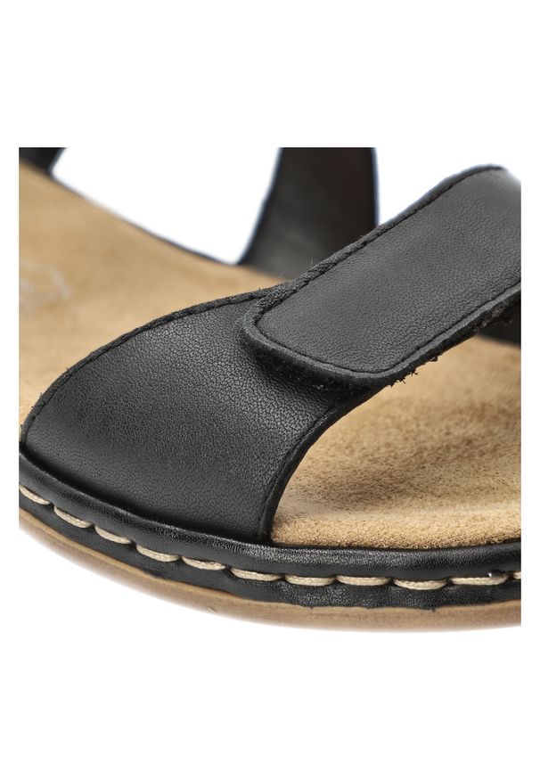 Czarne Sandały Rieker Modne Obuwie Damskie. Okazja: na co dzień. Zapięcie: rzepy. Kolor: czarny. Materiał: materiał. Wzór: paski. Sezon: lato. Obcas: na koturnie. Styl: casual, klasyczny, elegancki, wizytowy