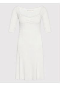 Guess Sukienka codzienna W2YK53 Z30K0 Biały Flare Fit. Okazja: na co dzień. Kolor: biały. Materiał: wiskoza. Typ sukienki: proste. Styl: casual #4