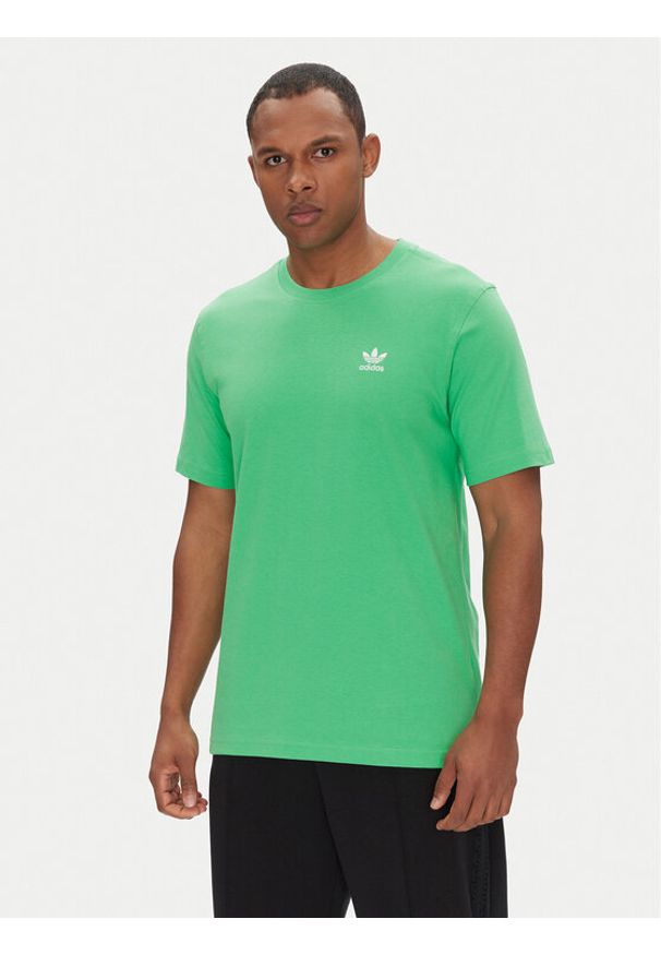 Adidas - adidas T-Shirt Trefoil Essentials JN0235 Zielony Regular Fit. Kolor: zielony. Materiał: bawełna