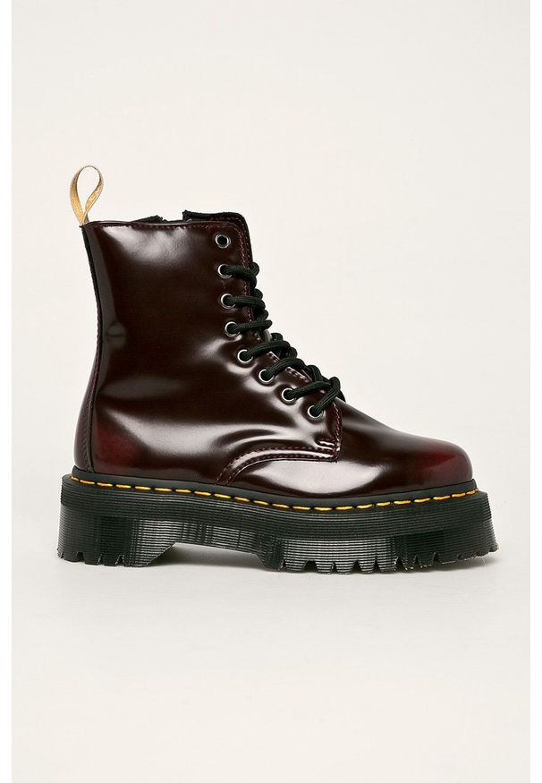 Dr. Martens - Workery dziecięce. Nosek buta: okrągły. Zapięcie: sznurówki. Kolor: czerwony. Materiał: guma. Obcas: na platformie