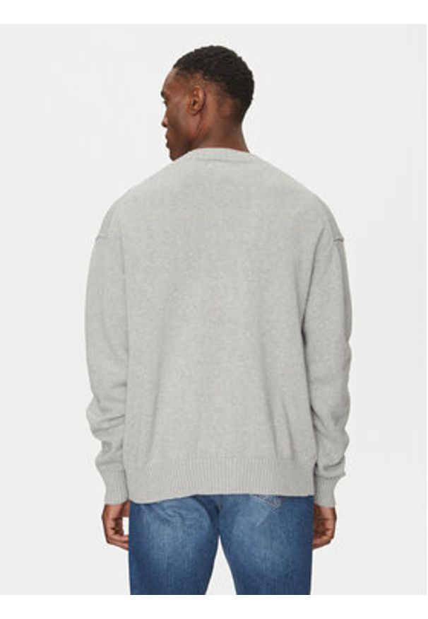 Guess Jeans Kardigan M5RR31 Z3HM1 Szary Regular Fit. Kolor: szary. Materiał: bawełna