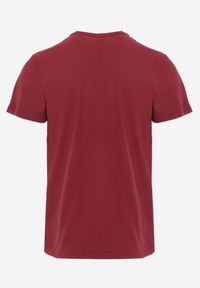 Born2be - Bordowa Gładka Koszulka T-shirt z Bawełny o Prostym Kroju Sarusa. Okazja: na randkę, na co dzień. Kolor: czerwony. Materiał: bawełna. Wzór: gładki. Styl: casual, klasyczny #4