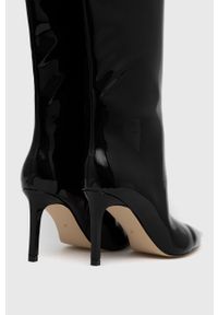 Guess kozaki Dayton2 damskie kolor czarny na szpilce. Kolor: czarny. Szerokość cholewki: normalna. Obcas: na szpilce. Wysokość obcasa: średni #3