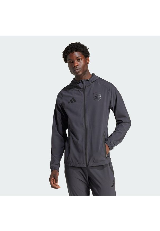 Adidas - Kurtka Arsenal Tiro 25 Competition Vis Tech Travel. Kolor: szary. Materiał: materiał. Sport: piłka nożna