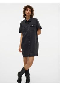 Vero Moda Sukienka jeansowa Jennie 10309665 Czarny Regular Fit. Kolor: czarny. Materiał: bawełna #3