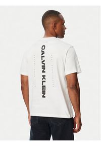 Calvin Klein Jeans T-Shirt LV04RG834G Biały Regular Fit. Kolor: biały. Materiał: bawełna #2