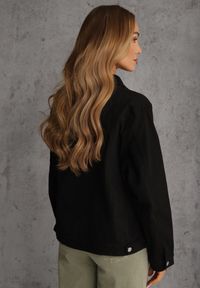 Renee - Czarna Jeansowa Kurtka z Bawełny Perilopei. Okazja: na co dzień. Kolekcja: plus size. Kolor: czarny. Materiał: bawełna, jeans. Styl: casual #5