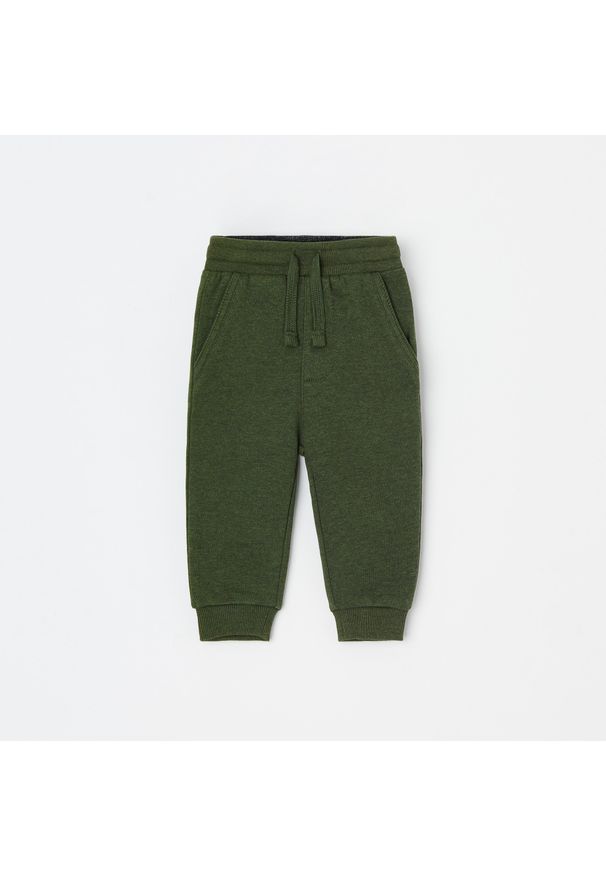 Reserved - Melanżowe spodnie dresowe - Zielony. Kolor: zielony. Materiał: dresówka. Wzór: melanż