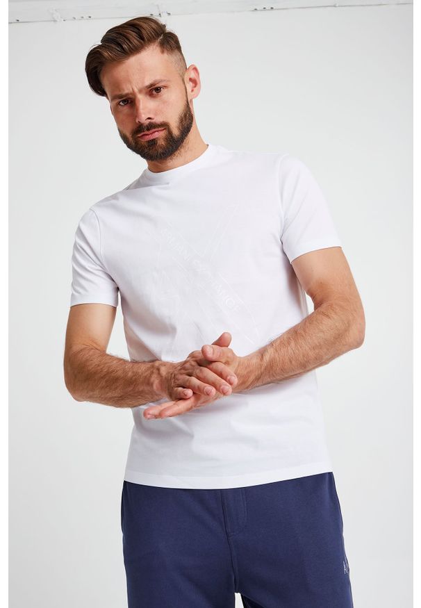 Armani Exchange - T-SHIRT ARMANI EXCHANGE. Materiał: bawełna. Długość rękawa: krótki rękaw. Długość: krótkie. Wzór: nadruk