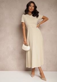 Renee - Beżowa Sukienka o Rozkloszowanym Kroju z Ozdobnym Paskiem Desiliena. Okazja: na co dzień. Kolor: beżowy. Materiał: denim. Typ sukienki: rozkloszowane. Styl: klasyczny, casual, elegancki