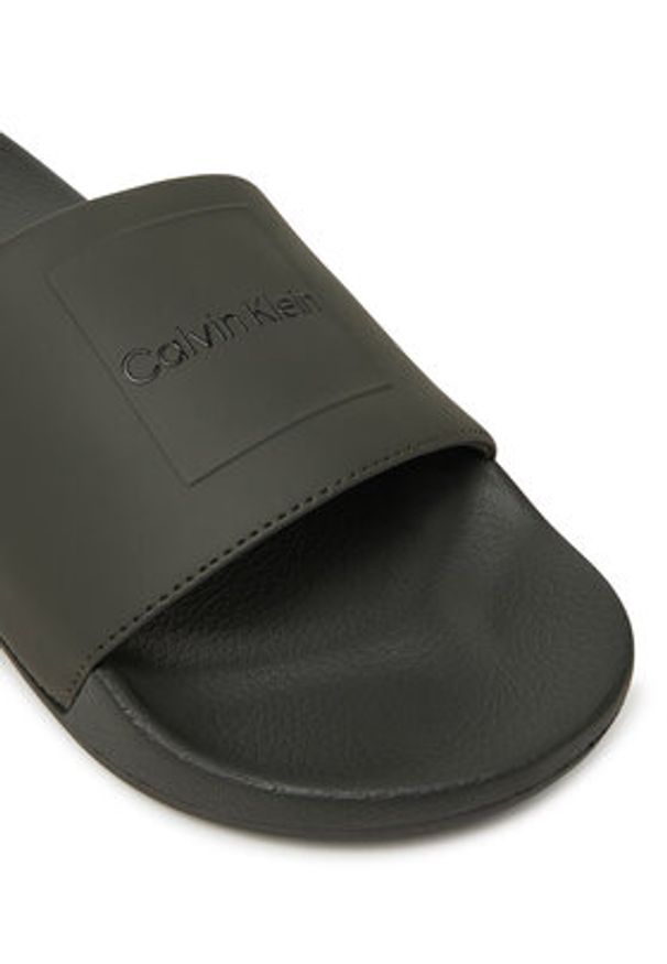 Calvin Klein Klapki Pool Slide W/ Ck Square HM0HM01754 Zielony. Kolor: zielony. Materiał: skóra