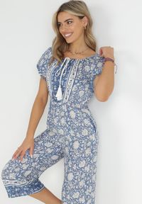 Born2be - Niebieski Kombinezon Hesonia. Kolor: niebieski. Długość rękawa: krótki rękaw. Długość: krótkie. Wzór: aplikacja, kwiaty, ażurowy. Styl: boho, wakacyjny #6