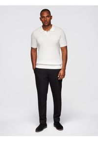 Ombre Clothing - Bawełniana koszulka męska polo ze strukturalnej dzianiny – złamana biel V4 - Rozmiar: XXL. Okazja: do pracy, na co dzień. Typ kołnierza: polo. Materiał: bawełna, dzianina. Długość: krótkie. Styl: casual, elegancki #5