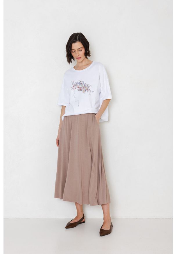SPÓDNICA LARA MOCCA M - Flawless. Okazja: na co dzień. Materiał: guma. Styl: sportowy, casual, klasyczny