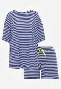 Renee - Niebieski Wiskozowy Komplet Oversize na Lato T-shirt i Krótkie Spodenki Omiche. Kolor: niebieski. Materiał: wiskoza. Wzór: aplikacja #4